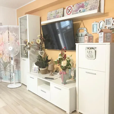 Sweet Butterflies Apartment *